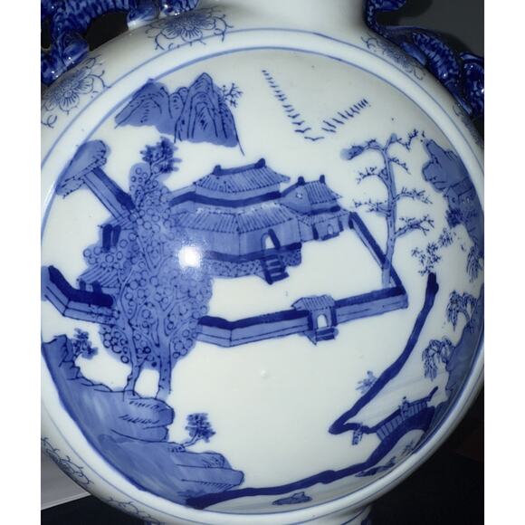 Two’s Company Canton Collection Blue & White Vase and Pitcher Set - Picture 12 of 12